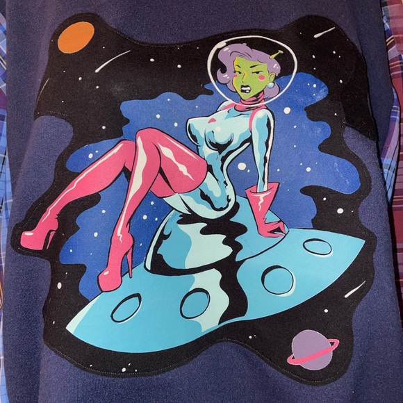 Hanes & Chaps Brand Upcycled Sexy Space Alien Top - Picture 6 of 10